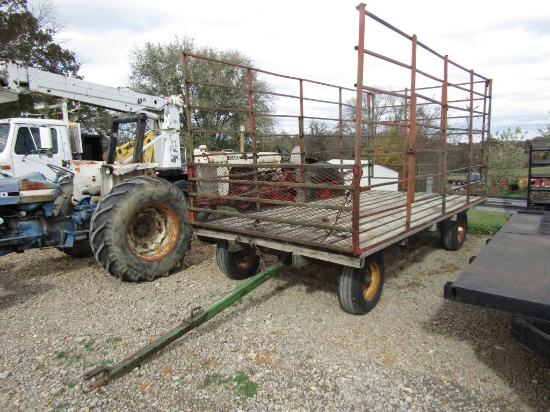 16FT KICKER WAGON ON JD GEAR