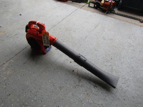 HUSQUVARNA LEAF BLOWER