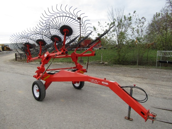SR110 KUHN 10 WHEEL SPEED RAKE - VERY NICE