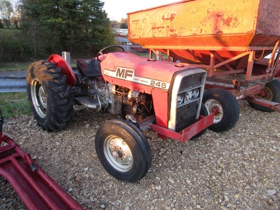 245 MASSEY FERGUSON TRACTOR - NONRUNNING