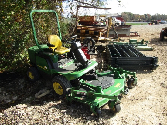 1435 JOHN DEERE DIESEL MOWER