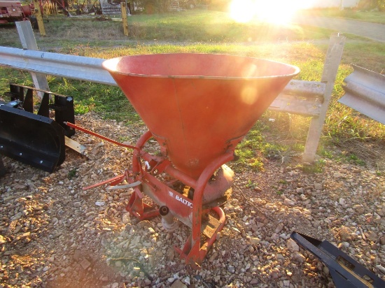 BALTIC FERTILIZE SPREADER