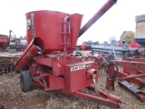 100 GEHL FEED MIXER