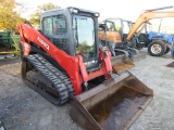 SVL 95-2S KUBOTA SKID STEER W/ CAB
