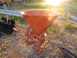BALTIC FERTILIZE SPREADER