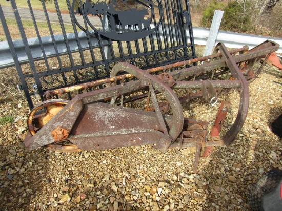 57 NEW HOLLAND HAY RAKE