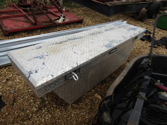 ALUMINUM TOOL BOX