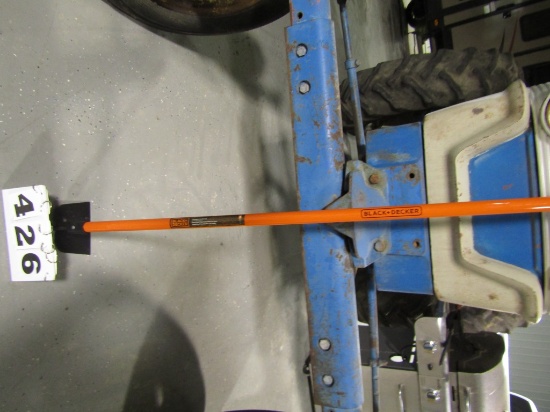 BLACK AND DECKER YARD HOE