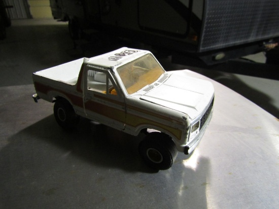 FORD BRONCO TOY
