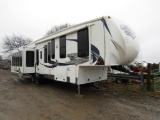 2012 SANDPIPER 5TH WHEEL CAMPER W/ TITLE