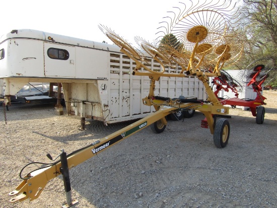 VR820 VERMEER SPEED RAKE