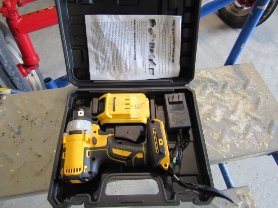 1/2'' YELLOW IMPACT W/ CHARGER AND BATTERY