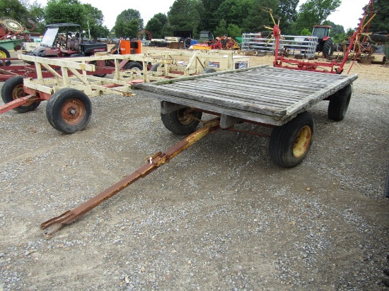 15FT HAY WAGON ON NH GEAR