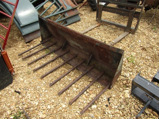 68'' QT MANURE BUCKET