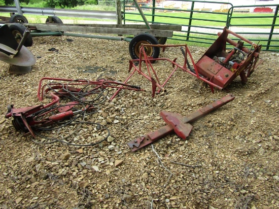 NEW HOLLAND BALE THROWER W/ PARTS