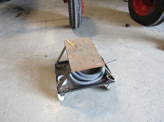 NAPA ROLLING STOOL