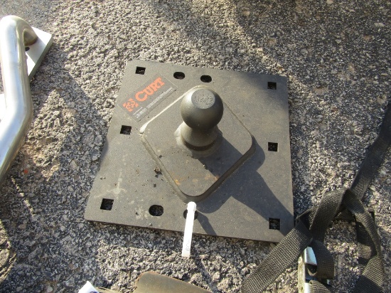 NEW CURT GOOSENECK BALL PLATE