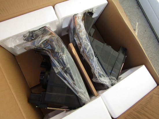 02-05 RAM HEADLIGHTS NEW