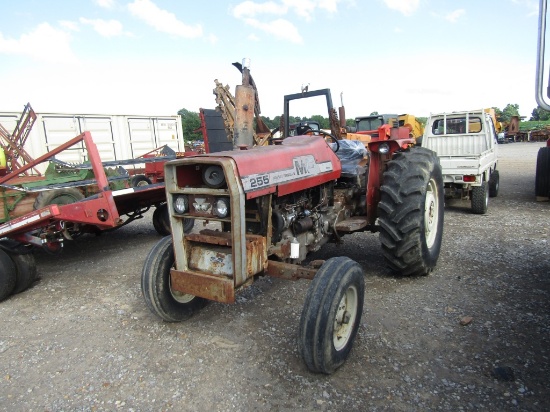 255 MASSEY FERGUSON TRACTOR