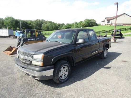 2003 CHEVY TRUCK W/ TITLE