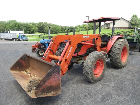 M9960 KUBOTA TRACTOR W/ LOADER