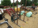 SKID STEER BALE SQUEEZE