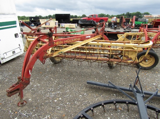 256 NEW HOLLAND HAY RAKE