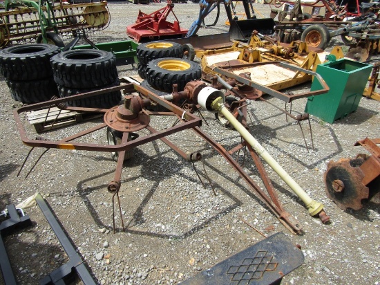 2 BASKET M&W HAY TEDDER