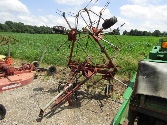 4217 NEW IDEA 4 BASKET HYD FOLD TEDDER