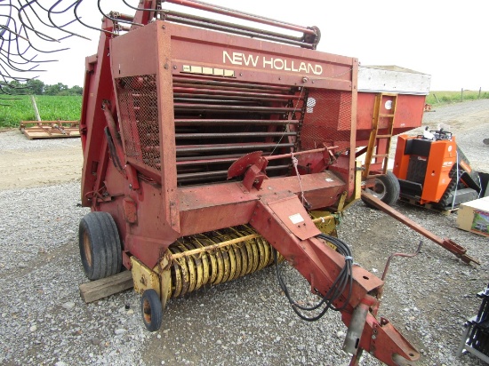 851 NEW HOLLAND HAY ROLLER