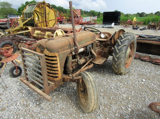 SUPPER 55 OLIVER TRACTOR