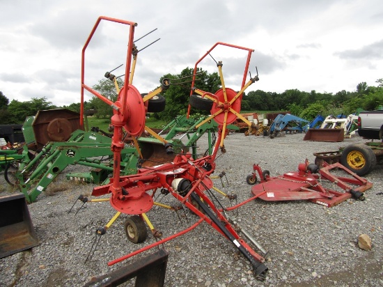 4 BASKET KUHN HYD FOLD & TILT TEDDER