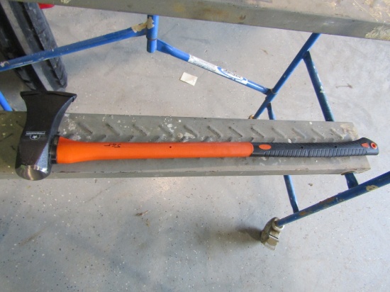NEW 8LB PROXIMA SPLITTING MAUL