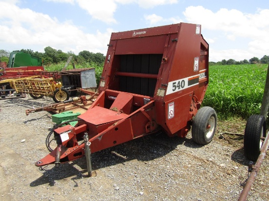 540 HESSTON HAY ROLLER W/TIE BOX & PTO