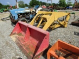 LOADER OFF OF 2940 JD TRACTOR