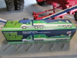 BP TOY RACE CAR CARRIER