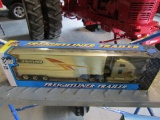FREIGHTLINER TOY SEMI
