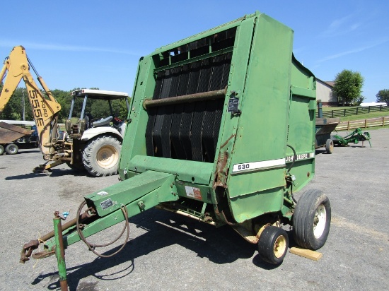 530 JOHN DEERE HAY ROLLER