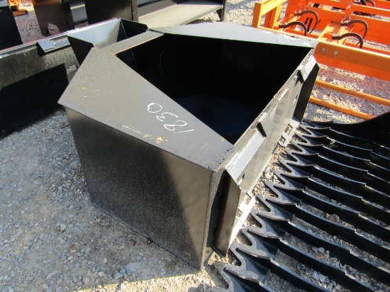 NEW KC QT CONCRETE BUCKET