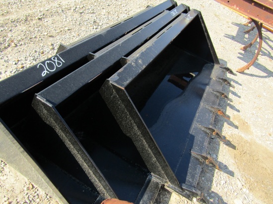 NEW 84'' SWITCH TOOTH QT BUCKET