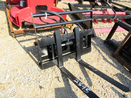 NEW FUTURE MINI SKID STEER HYD FORKS