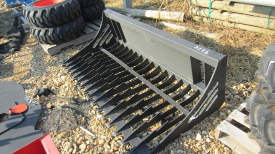 NEW 66'' MIDSTATE QT ROCK BUCKET