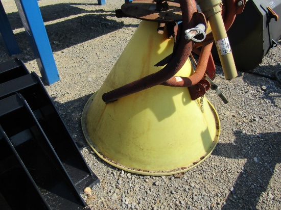 POLY FERTILIZE SPREADER