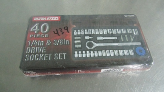 New 40pc 1/4'' & 3/8'' Socket Set