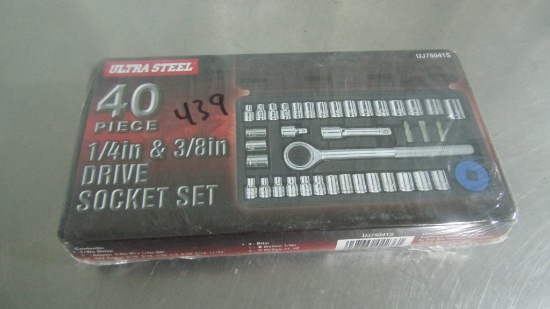 New 40pc 1/4'' & 3/8'' Socket Set