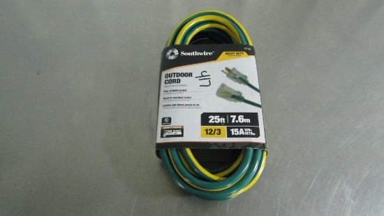 NEW 25FT EXTENSION CORD