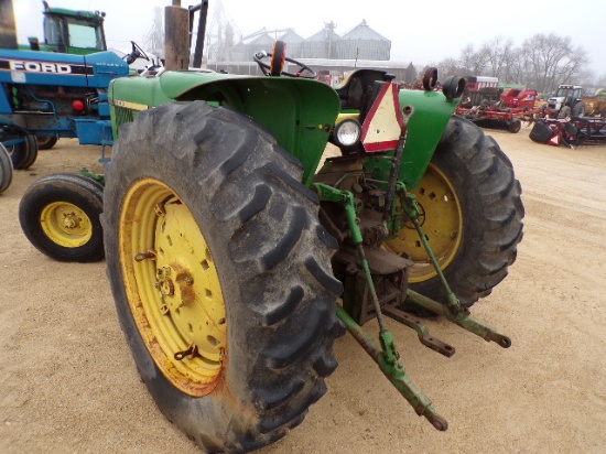JOHN DEERE 2840 3246
