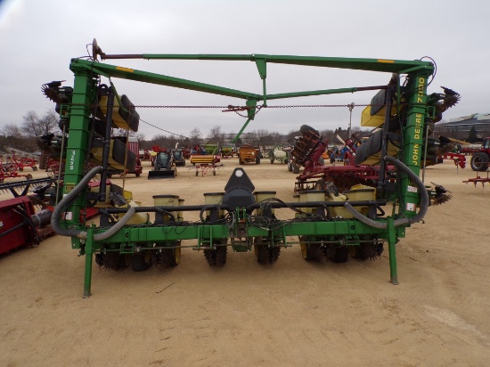 JOHN DEERE 7300 3258