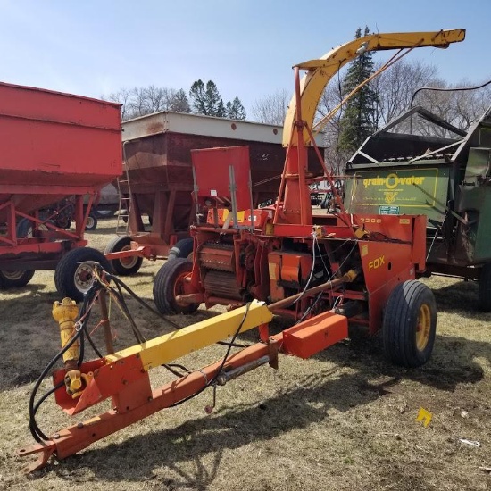 FOX "3300" FORAGE HARVESTER, PULL TYPE, BASE UNIT ONLY