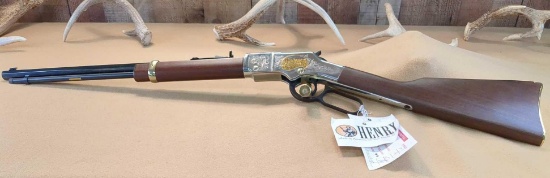 HENRY REPEATING ARMS CO. MODEL H004AF AMERICAN FARMER - GOLDEN BOY .22 LR LEVER ACTION RIFLE